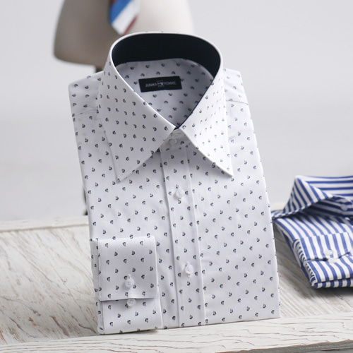 3846 white triangle pattern shirt