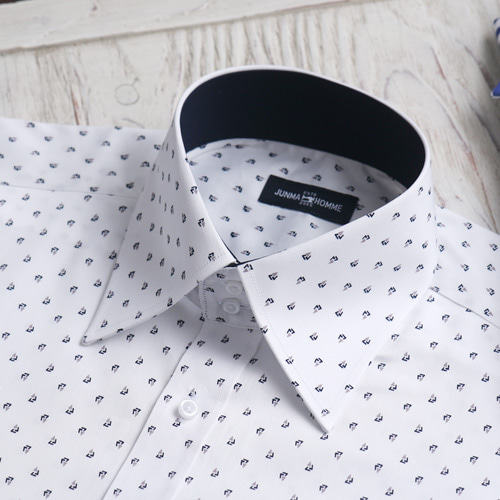 3846 white triangle pattern shirt